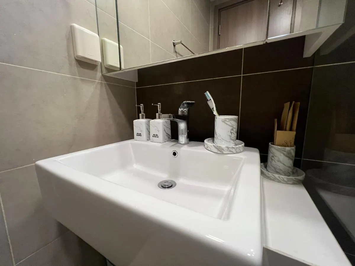 Icon 56 Building X 8Pax, Saigon, Nr District 1, Quan 4, Thanh Pho Ho Chi Minh, Vietnam Apartment Ho Chi Minh City