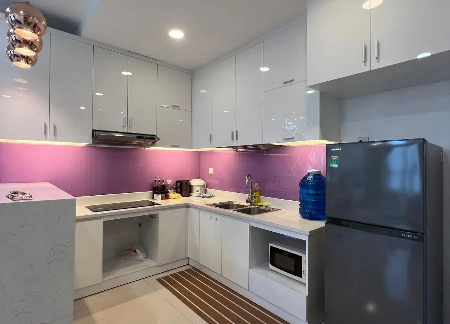 Icon 56 Building X 8Pax, Saigon, Nr District 1, Quan 4, Thanh Pho Ho Chi Minh, Vietnam Apartment