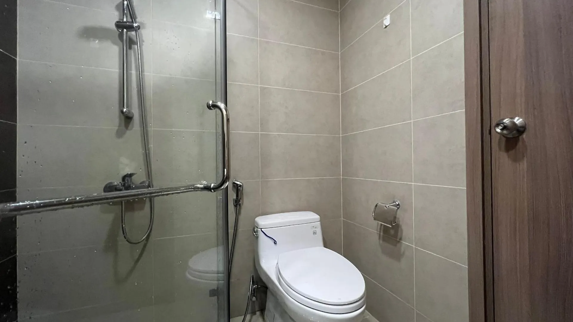 Icon 56 Building X 8Pax, Saigon, Nr District 1, Quan 4, Thanh Pho Ho Chi Minh, Vietnam Apartment Ho Chi Minh City
