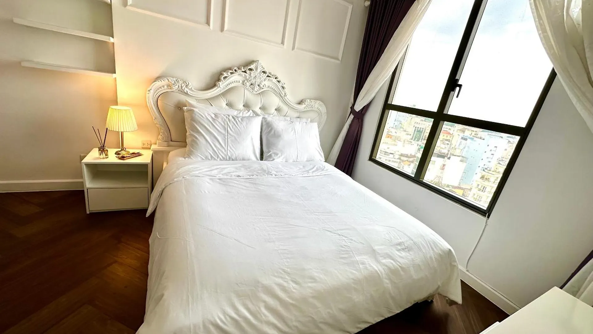 Icon 56 Building X 8Pax, Saigon, Nr District 1, Quan 4, Thanh Pho Ho Chi Minh, Vietnam Apartment