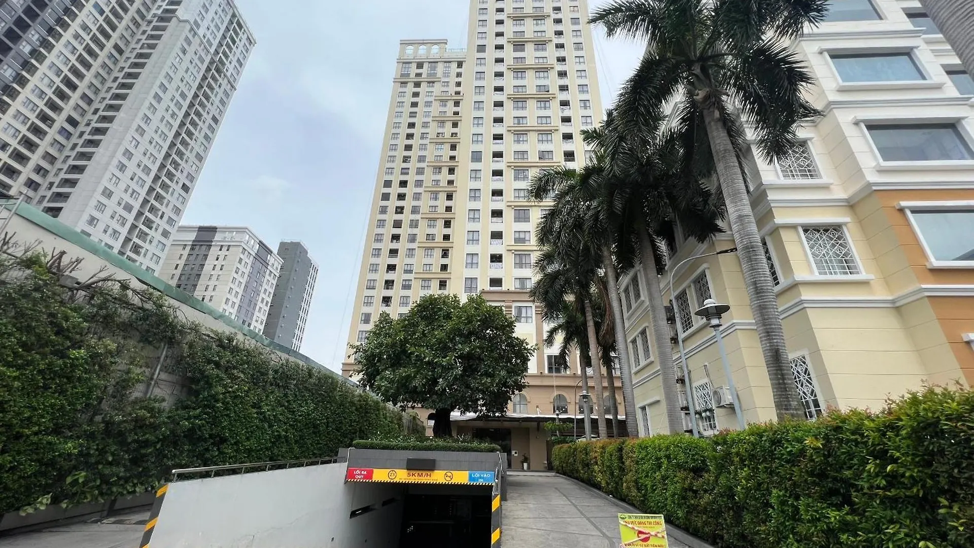 Icon 56 Building X 8Pax, Saigon, Nr District 1, Quan 4, Thanh Pho Ho Chi Minh, Vietnam Apartment Ho Chi Minh City